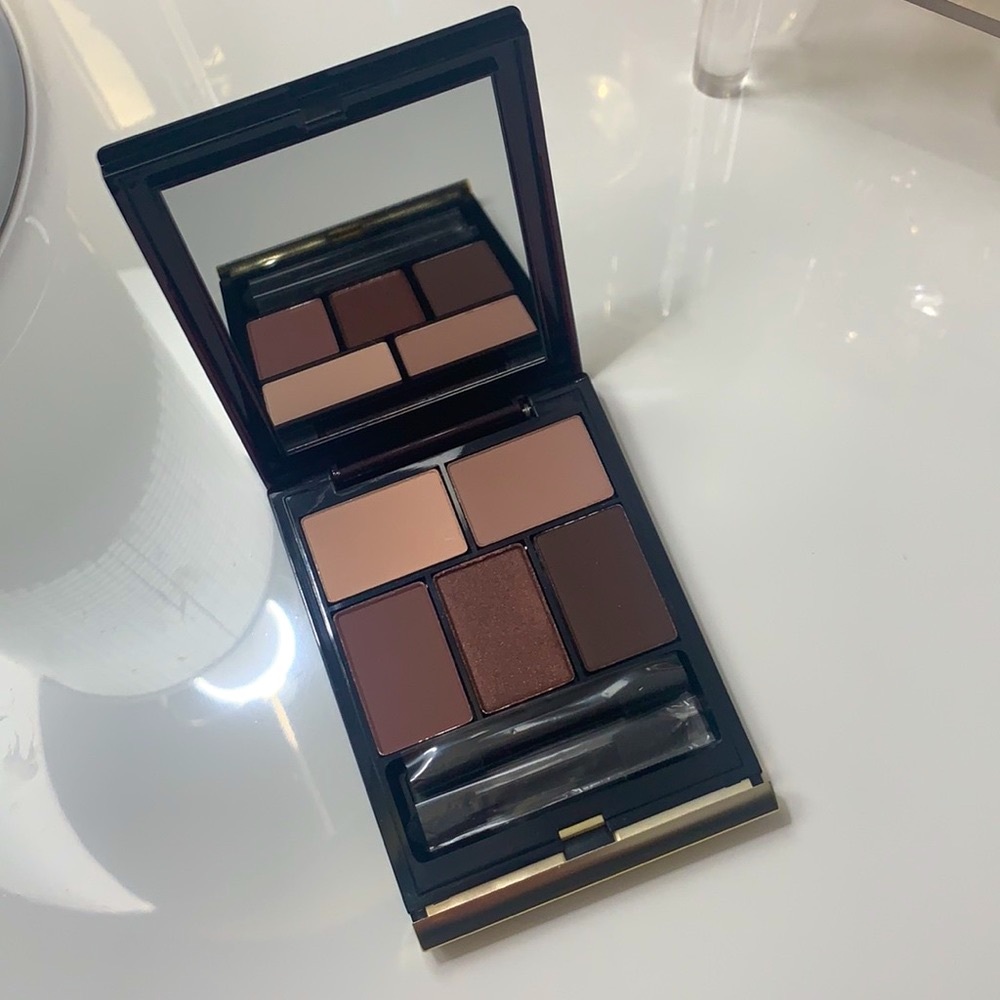 Kevyn Aucoin The Essential Eyeshadow Set in The Smokey Nude